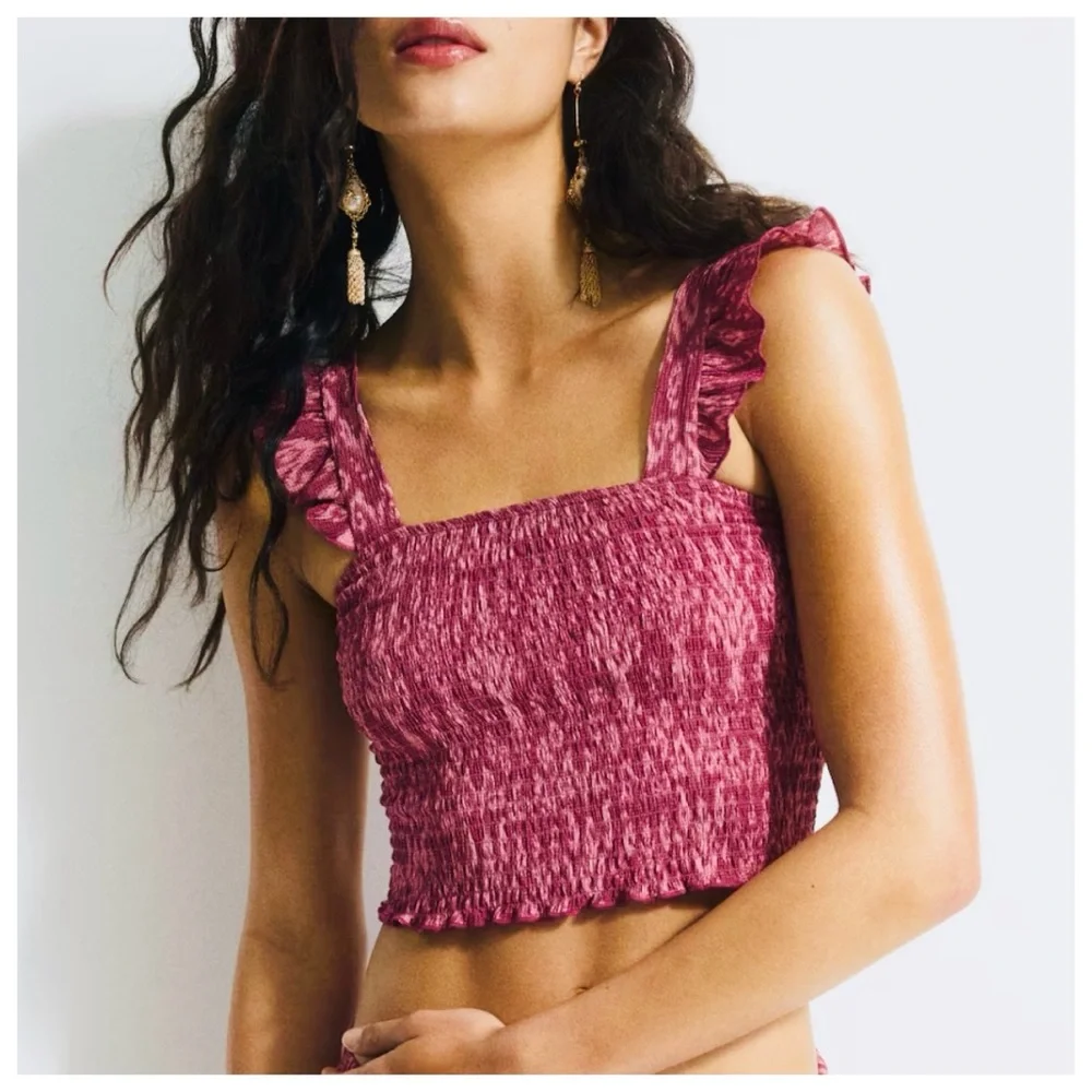 H&M Ruffle Smocked Crop Top Small Pink Pattern NWT - Picture 2 of 8